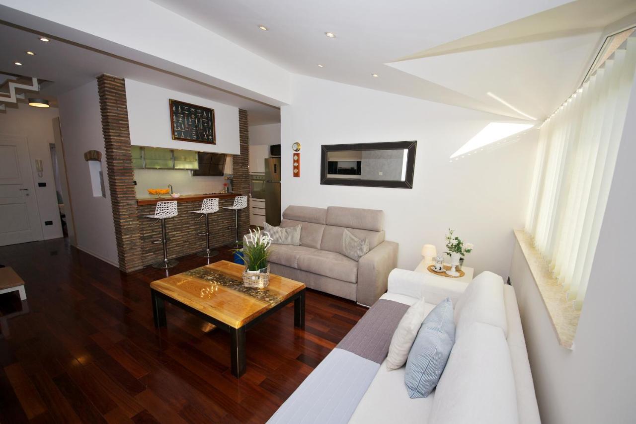 Apartment Leonardo Rovinj Exterior photo